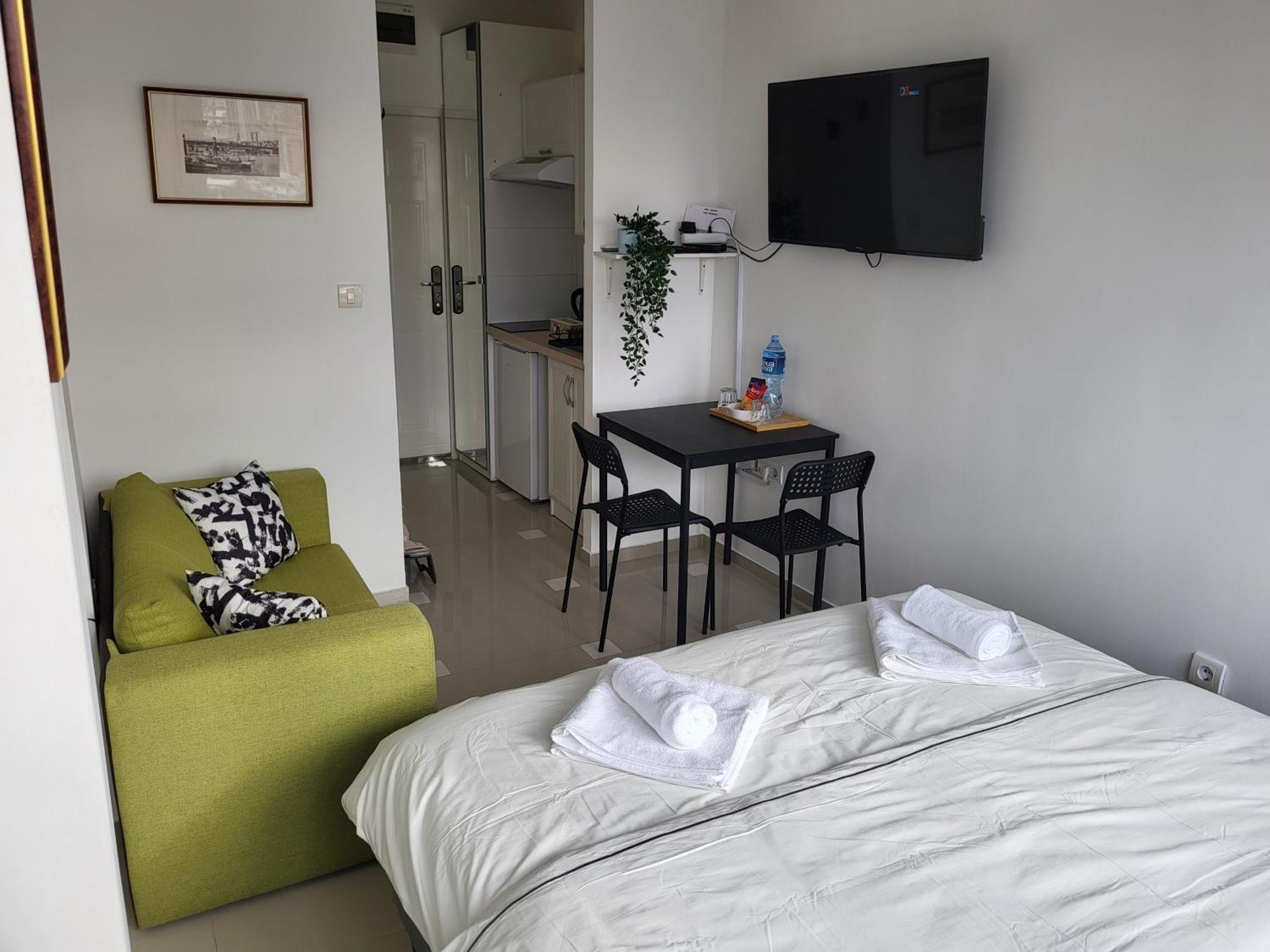 Central View Apartment Белград Екстериор снимка